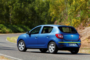 Dacia-Sandero-001