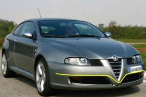 Alfa-Romeo-GT-001